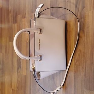 Michael Kors Pink Purse